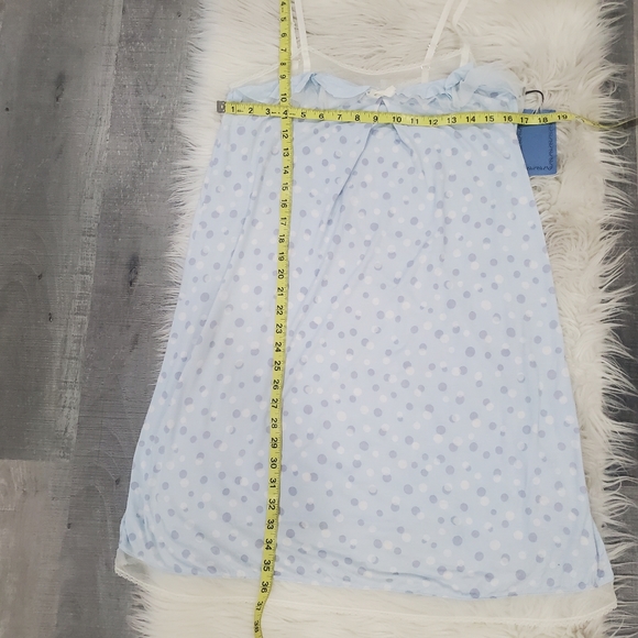 Simply vera vera wang polka dot ruffle lace trim chemise - Picture 10 of 12